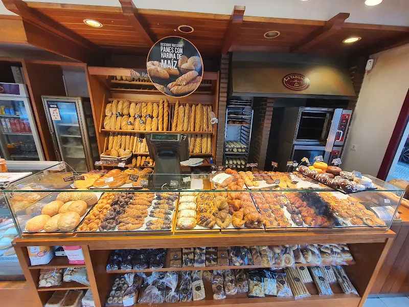 Panadería Tahona - Panadería en Donostia-San Sebastian - foto 2