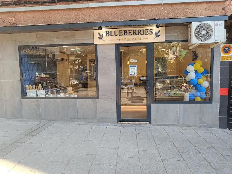 Blueberries Pastelería - Pastelería en Alcorcón - foto 2