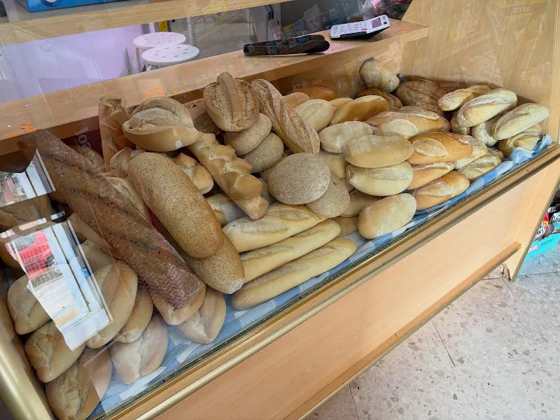 Panaderia Samu (antigua santa marta) - Panadería en Dos Hermanas - foto 2
