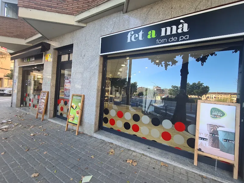 Fet a Mà Forn de pa i degustació - Biada - Panadería en Mataró - foto 2