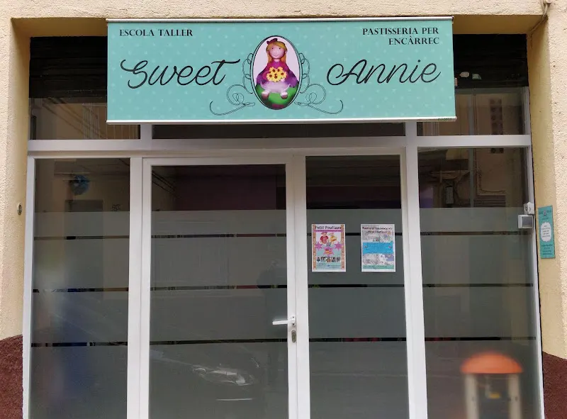 Sweet Annie Pastisseria per encàrrec & Escola Taller - Pastelería en Mataró - foto 2