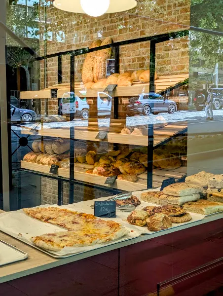 Pepito's Vienoaseria - Panadería en Jaén - foto 2