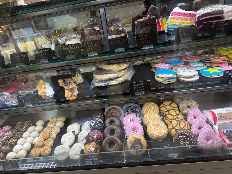 Panadería y alimentación Gadiel - Panadería en Madrid - foto 2
