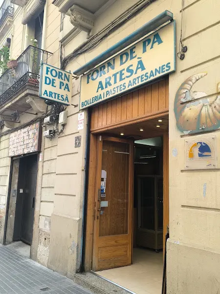 Forn de pa artesà - Panadería en Barcelona - foto 2