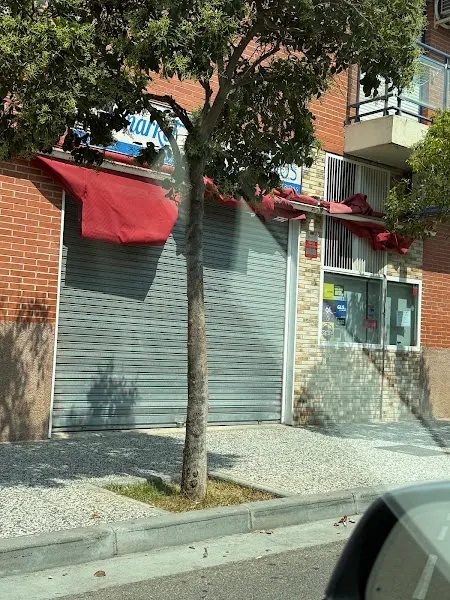 Mini Market Mas X Menos