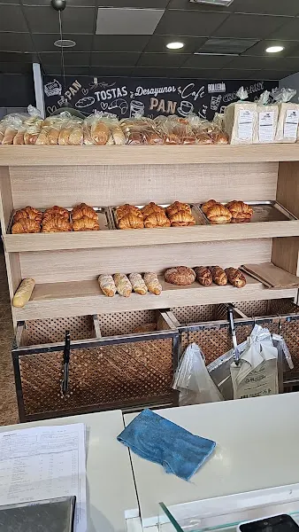 Panadería El Horno Pedro Hidalgo - Panadería en Palmas de Gran Canaria (Las) - foto 2