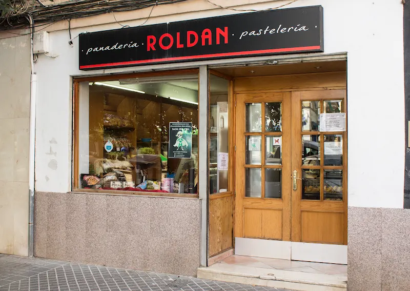 Pastelerías Roldán - Fátima - Panadería en Córdoba - foto 2