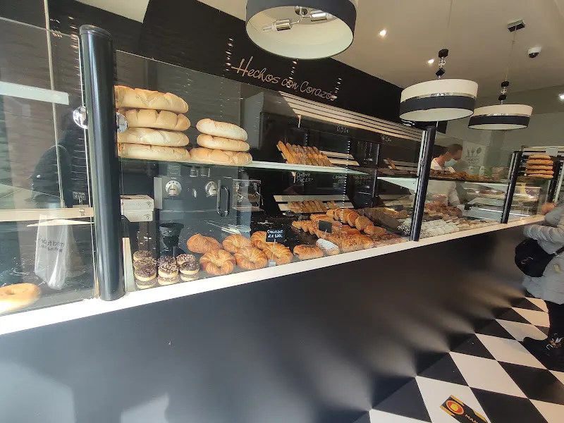 Panadería París - Panadería en Valladolid - foto 2