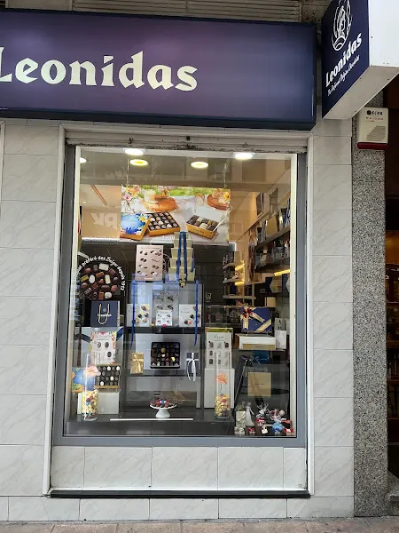 Bombonería Leónidas Oviedo