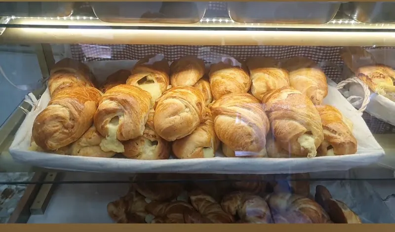 El maná Panaderia y confitería