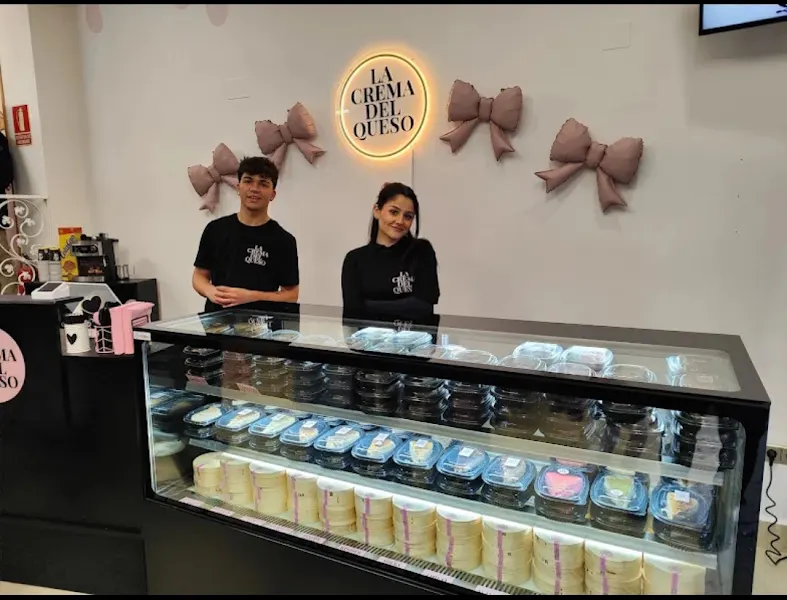 LA CREMA DEL QUESO 🎀 (TARTAS DE QUESO ARTESANALES) - Tienda de tartas en Coslada - foto 2