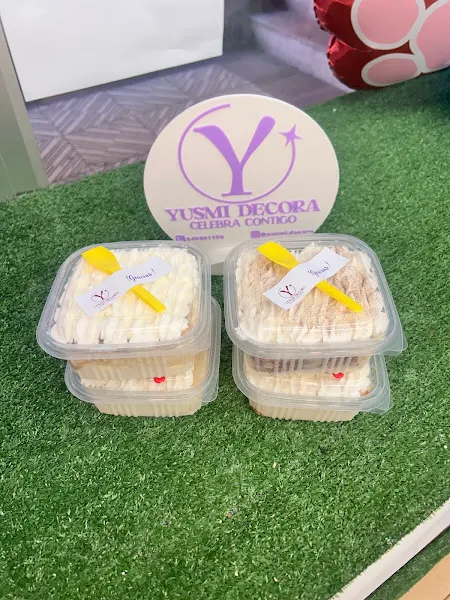 Yusmi Decora tartas y eventos - León