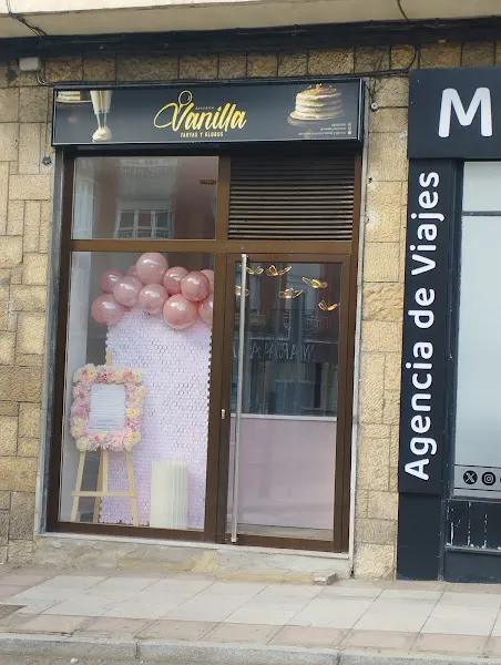 Vanilla AzucArte - Tartas y Globos - Tienda de tartas en León - foto 2