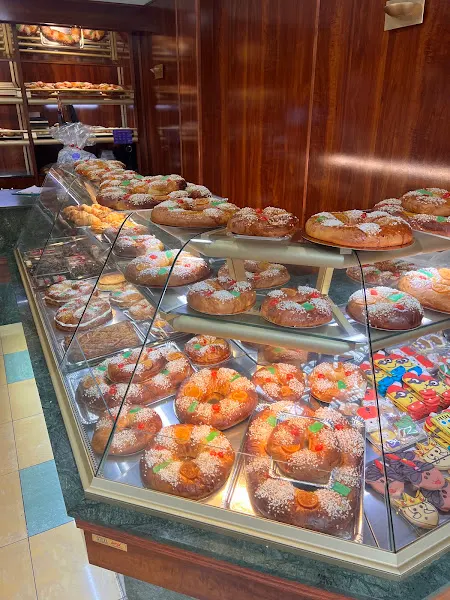 Pastelería La Oriental - Las Rozas - Pastelería en Villanueva del Pardillo - foto 2