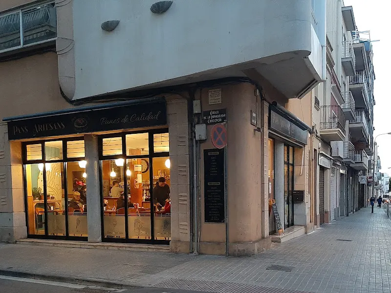 Pans Artesans Panes de Calidad - Panadería en Vilanova i la Geltrú - foto 2