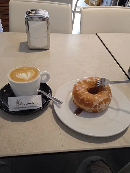 Panadería Confitería José Antonio - San Javier