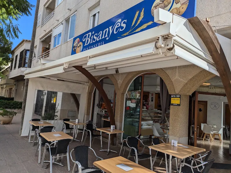 Bisanyes - Panadería en Pollença - foto 2