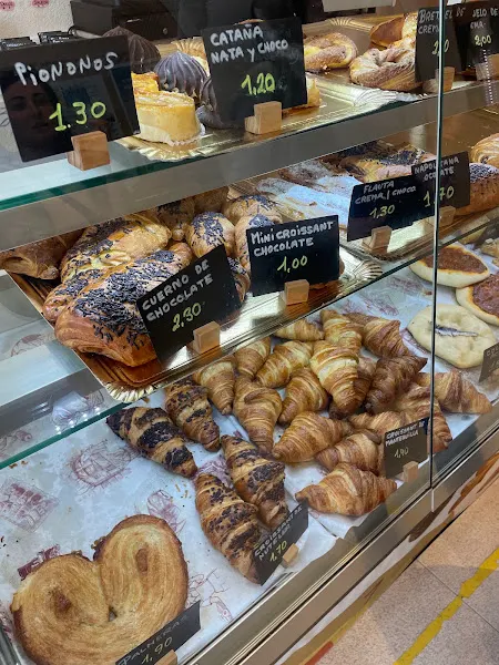 Forn Moraira - Panadería en Teulada - foto 2