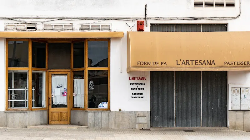 Pastisseria L'Artesana - Pastelería en Arta - foto 2