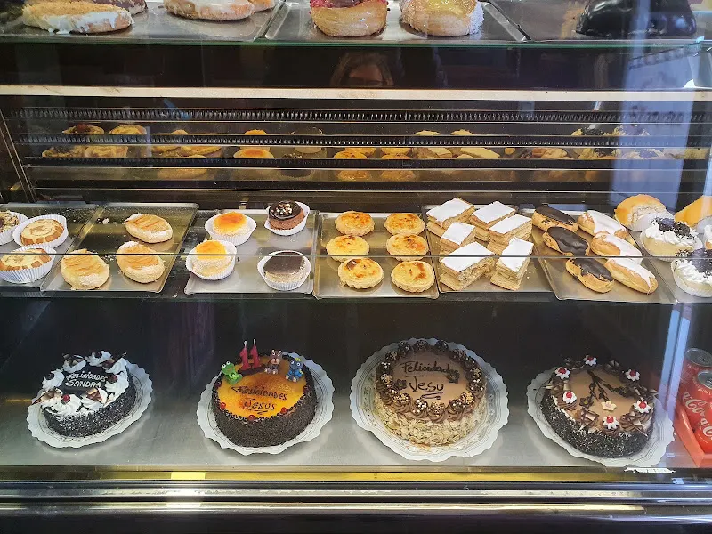 Horno El Zamorano - Pastelería en Aguilar de Campoo - foto 2